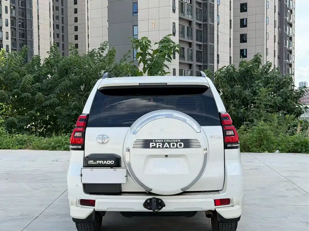 Toyota Prado (Import) — фото 8