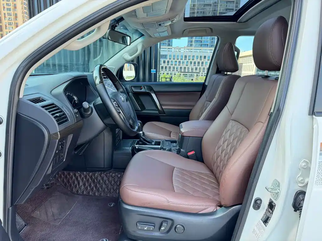 Toyota Prado (Import) — фото 4