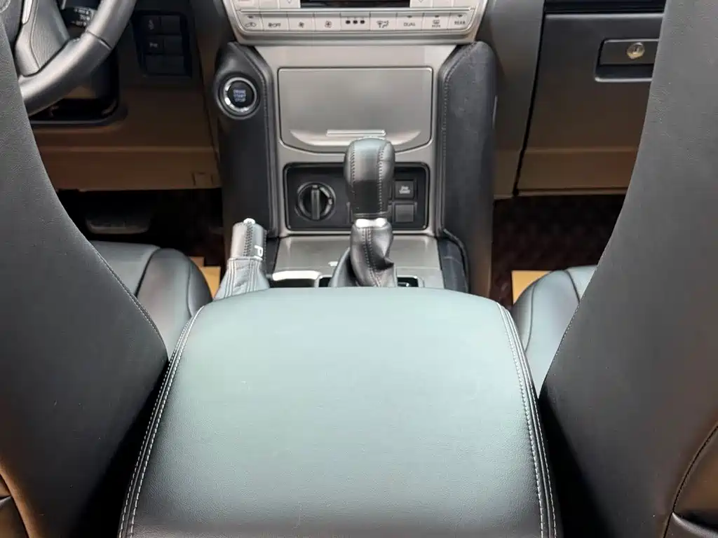 Toyota Prado (Import) — фото 11