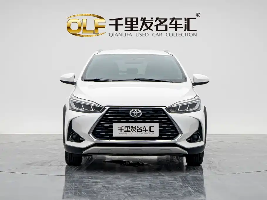 Toyota Yaris L — фото 6
