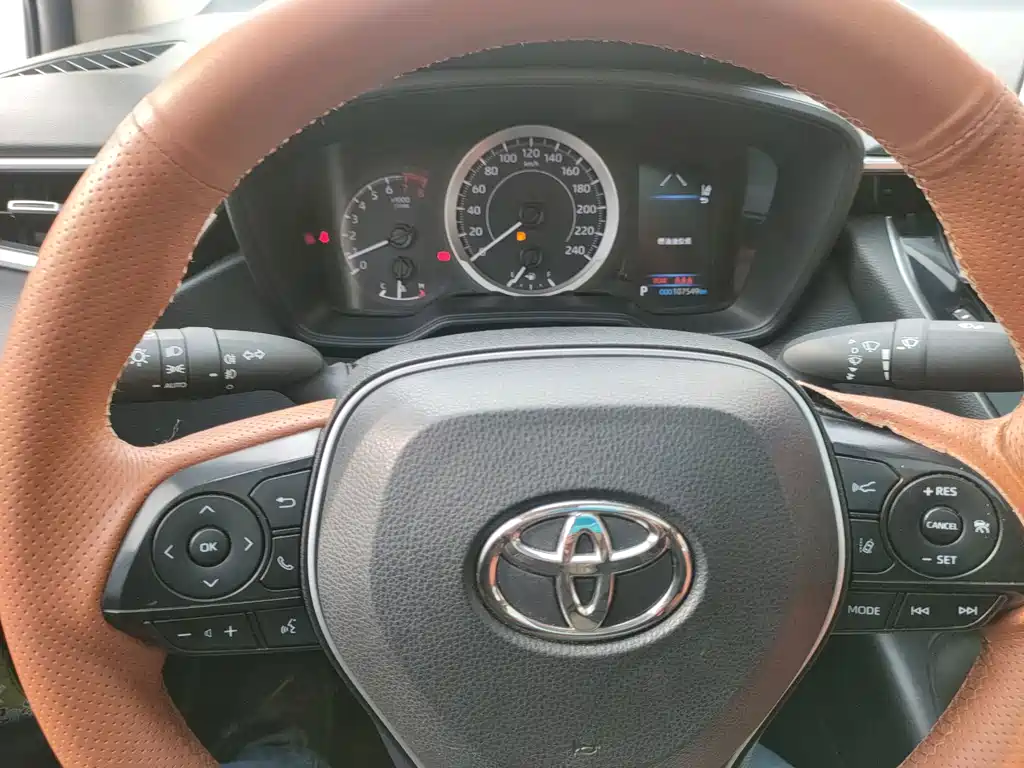 Toyota Allion — фото 15