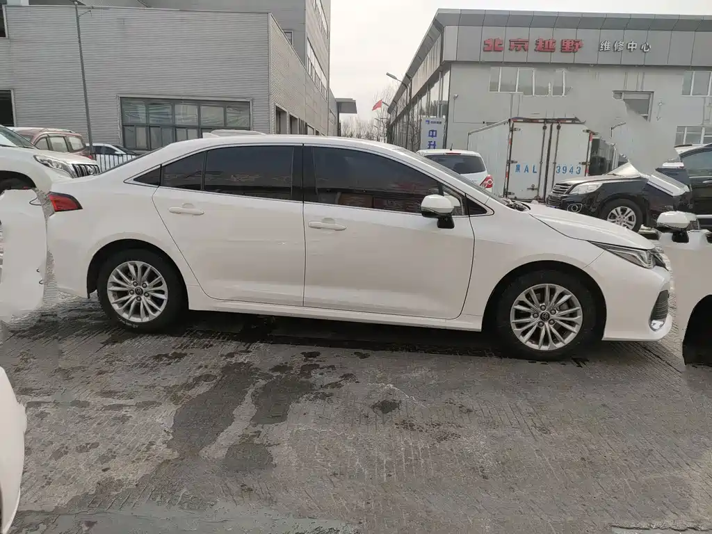 Toyota Allion — фото 19