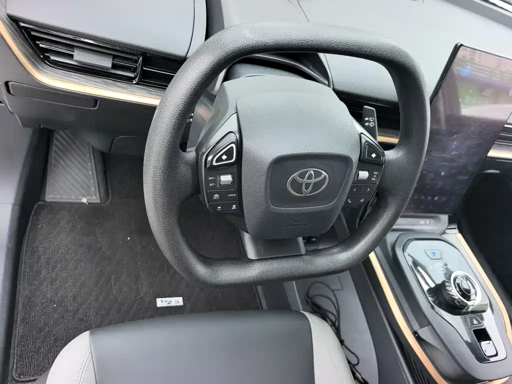 Toyota bZ3 — фото 14