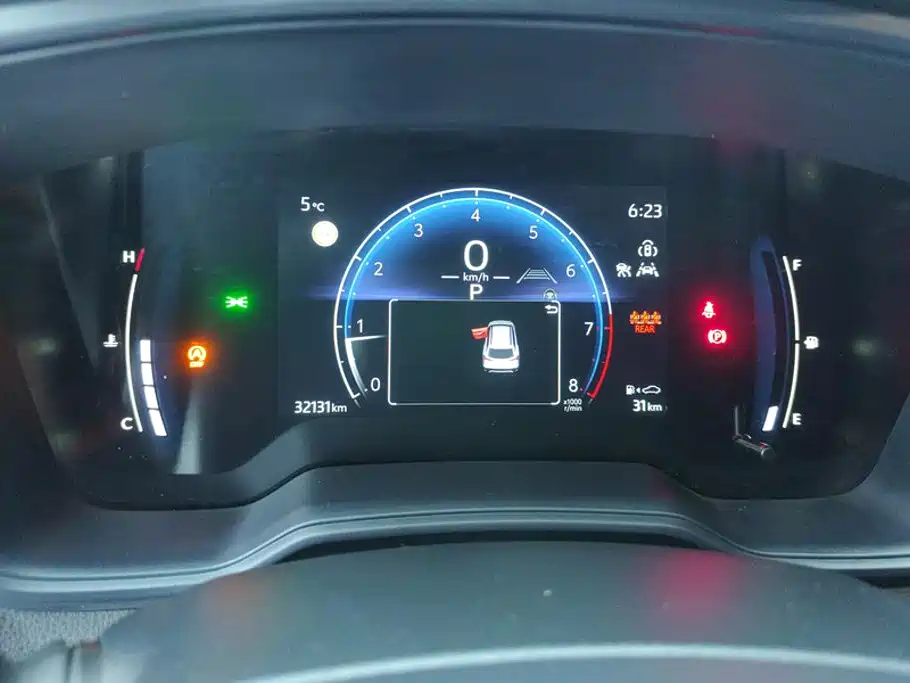 Toyota Corolla Cross — фото 14