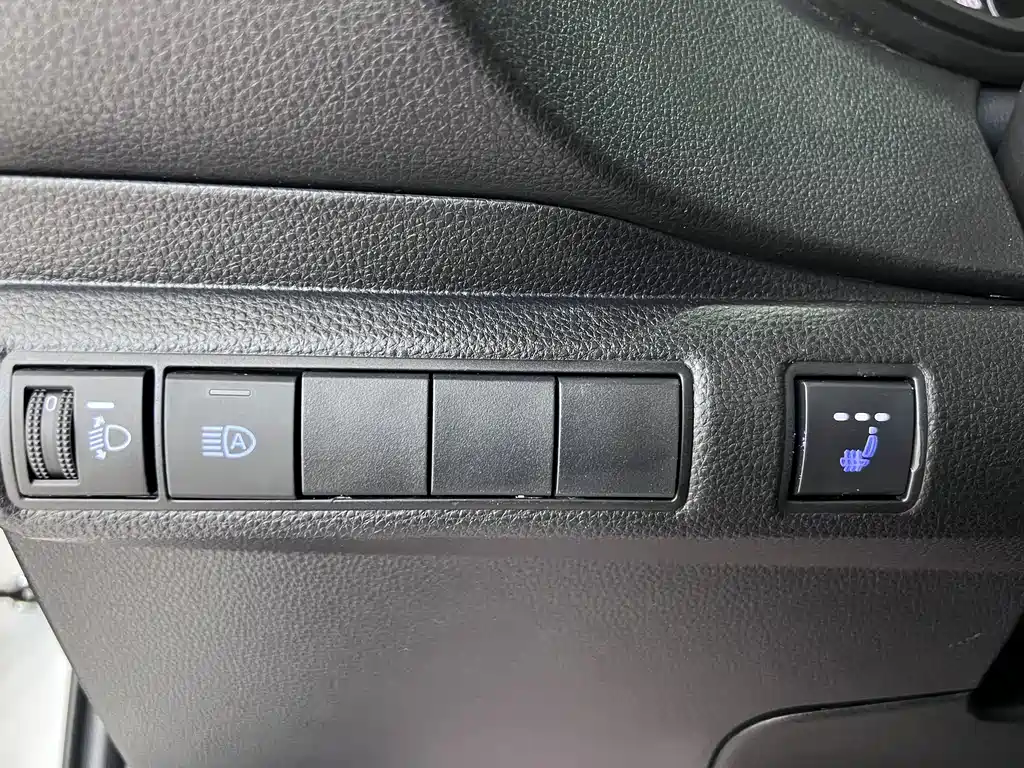 Toyota Levin — фото 11