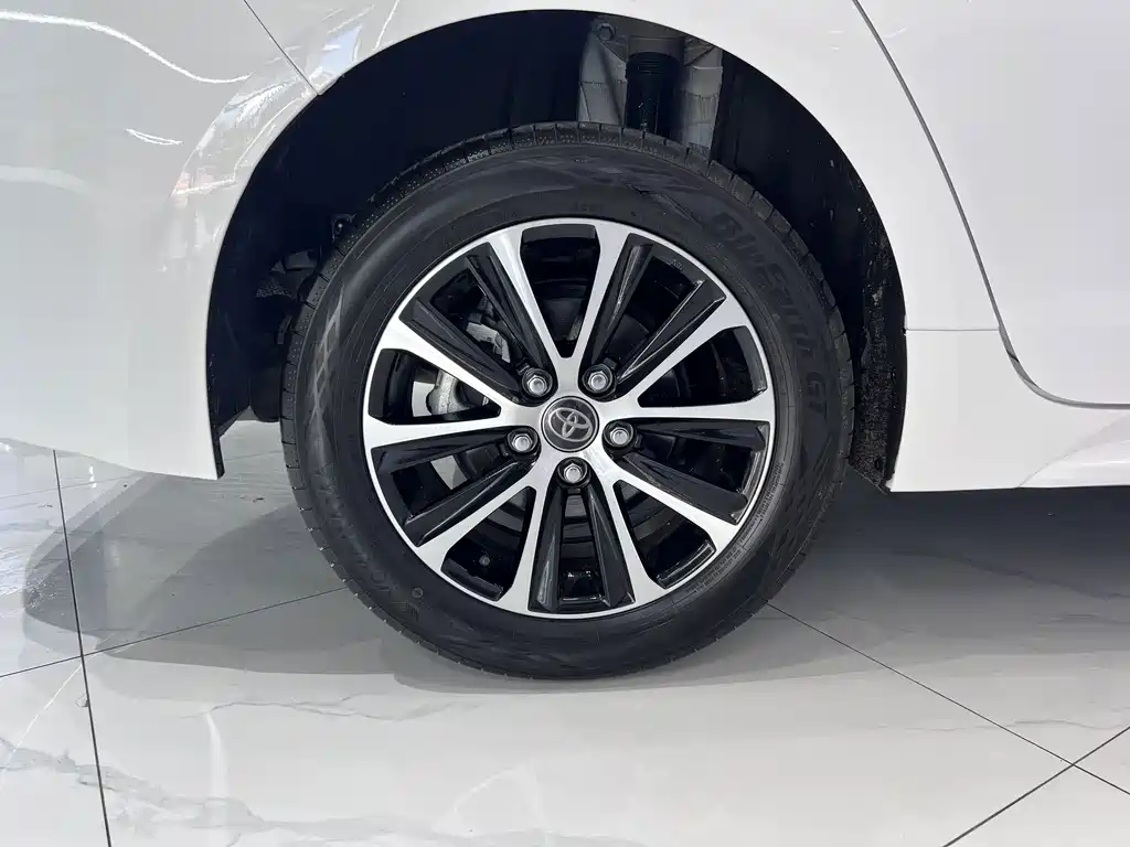 Toyota Levin — фото 18