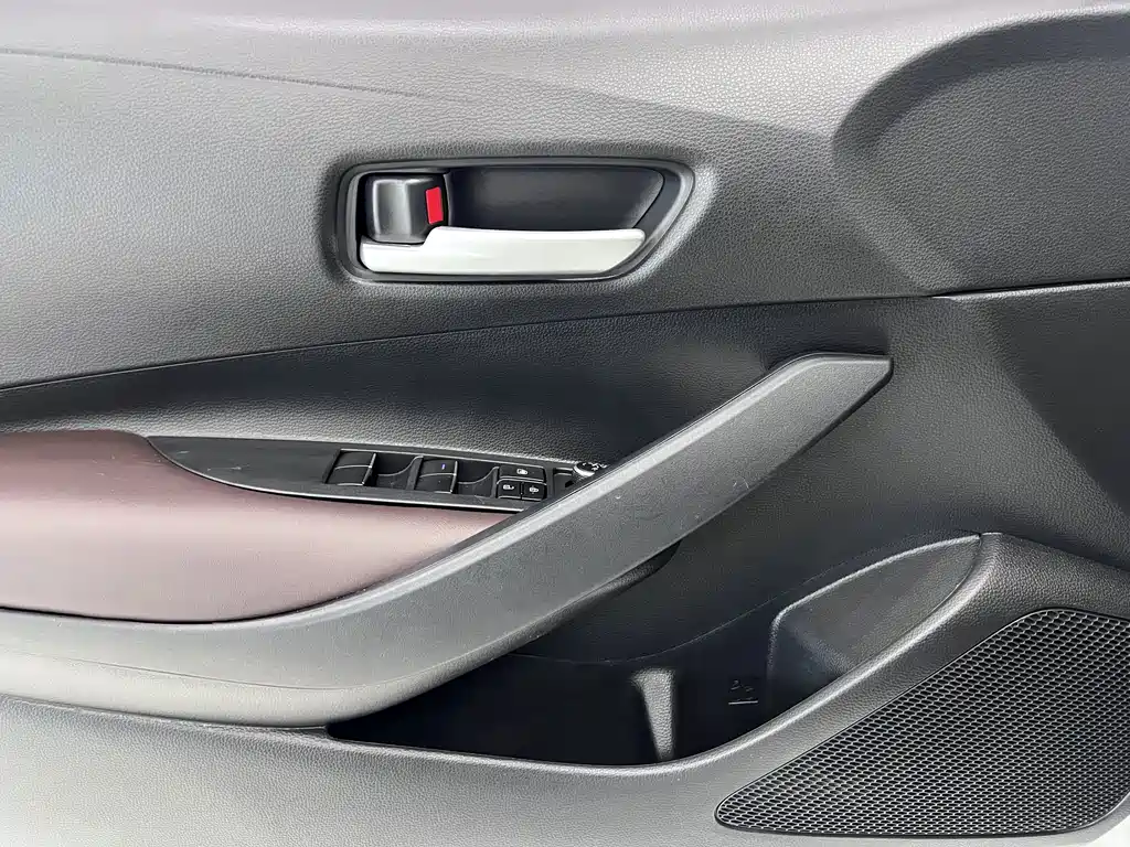 Toyota Levin — фото 10