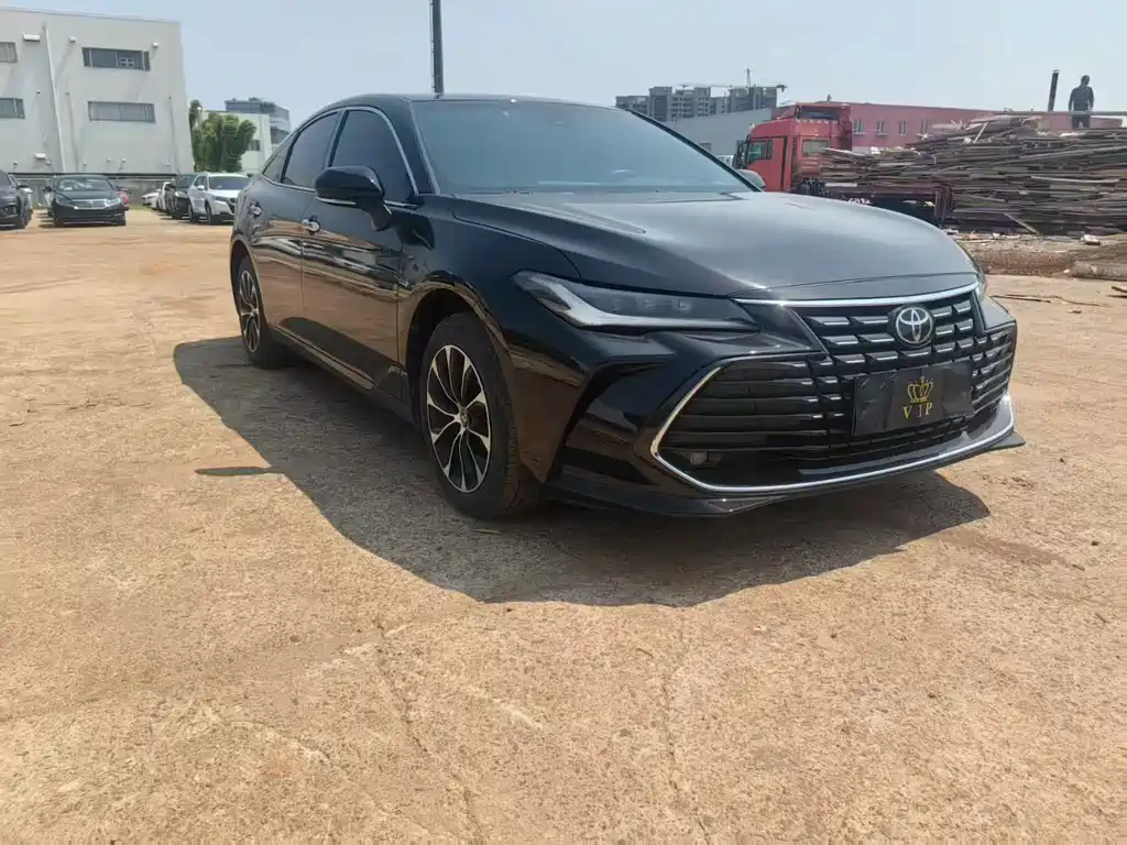 Toyota Avalon — фото 2