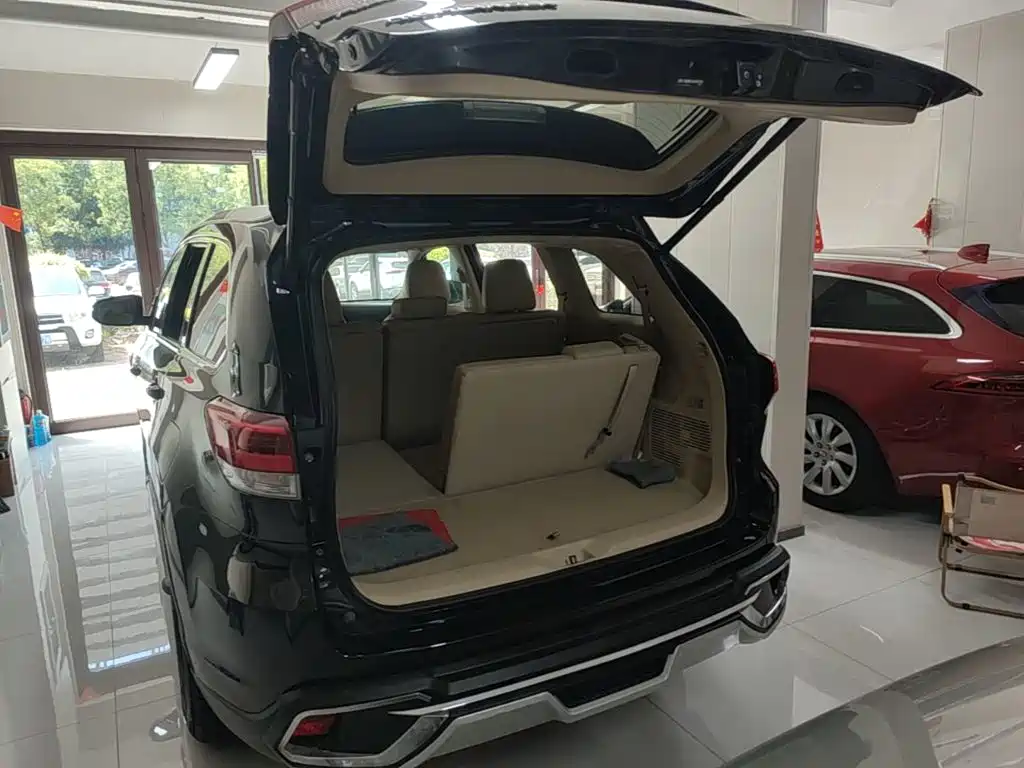 Toyota Highlander — фото 19