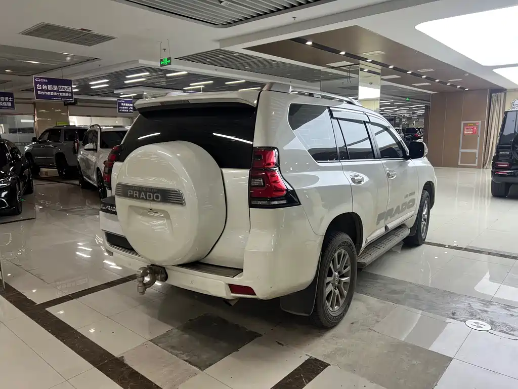 Toyota Prado (Import) — фото 9