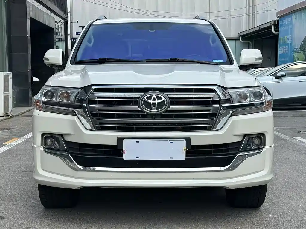 Toyota Land Cruiser — фото 2
