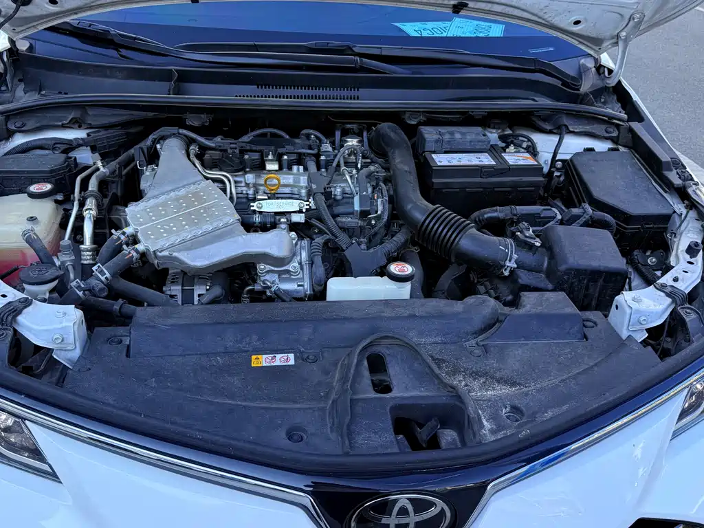 Toyota Corolla — фото 13