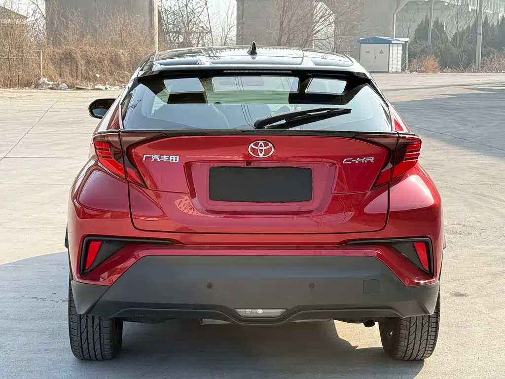 Toyota C-HR — фото 6