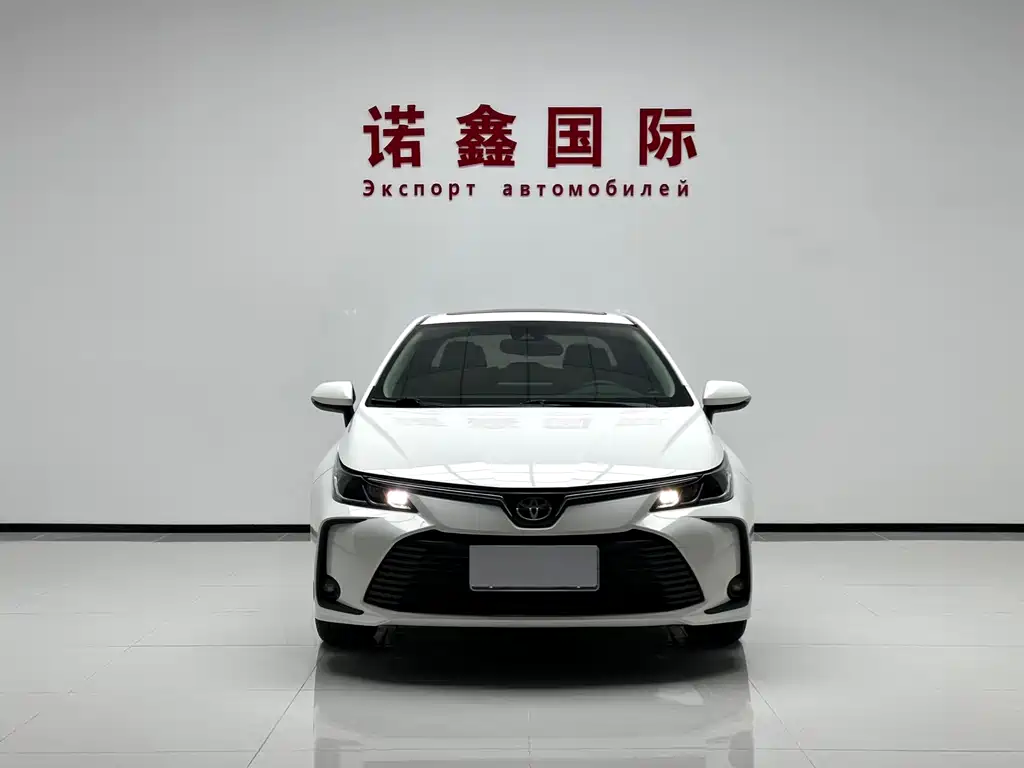 Toyota Corolla — фото 3