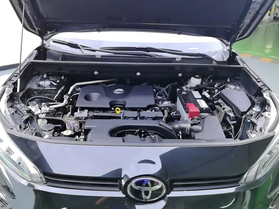 Toyota Wildlander — фото 10