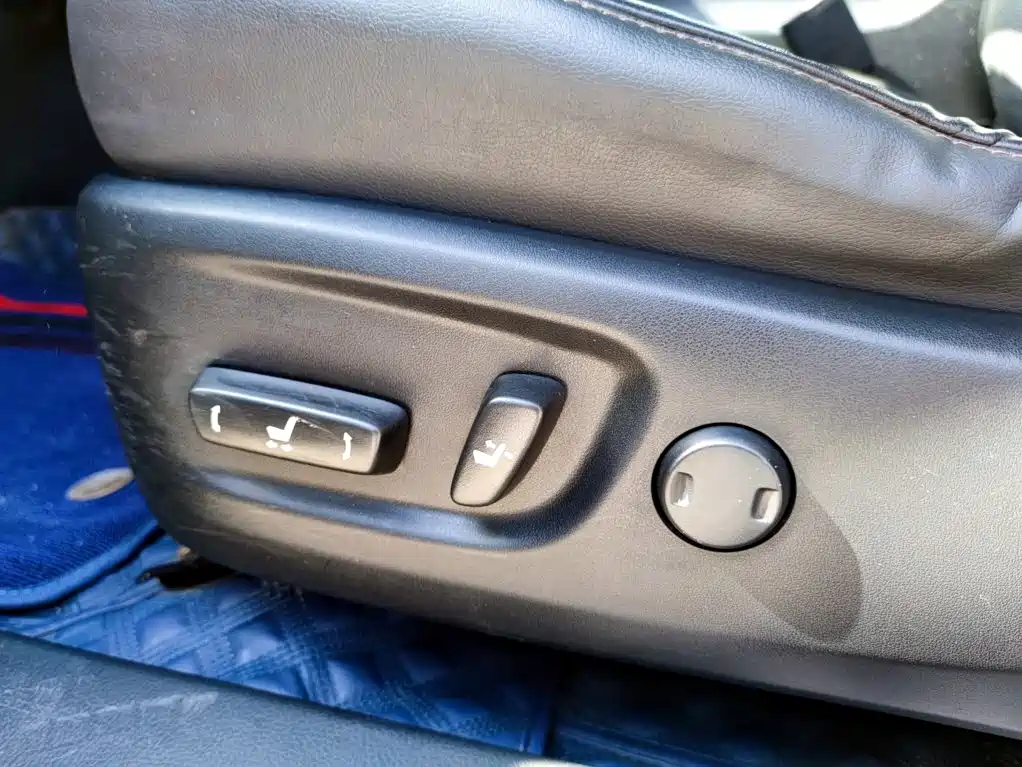 Toyota Highlander — фото 16