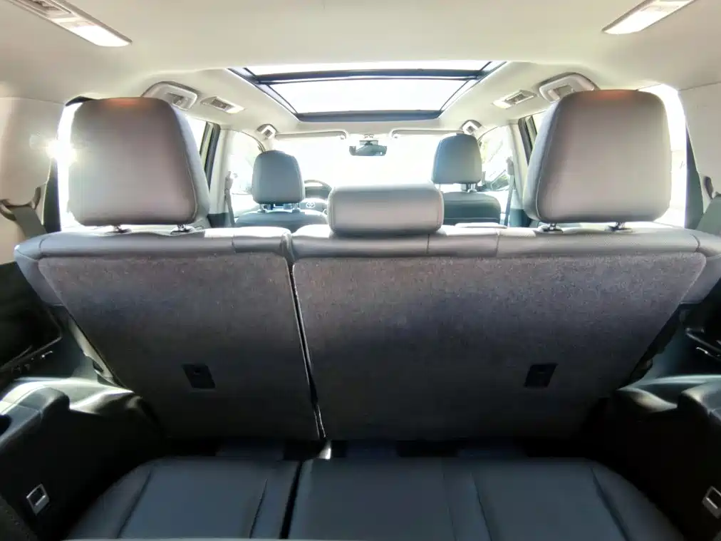 Toyota Highlander — фото 18