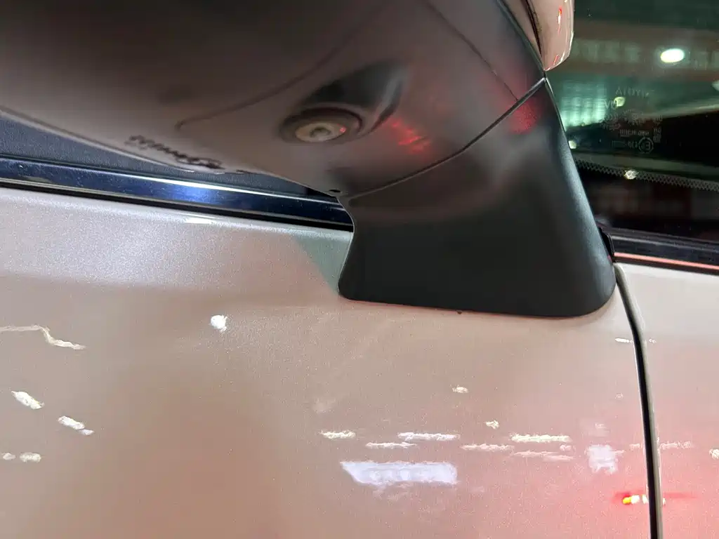 Toyota Alphard — фото 14