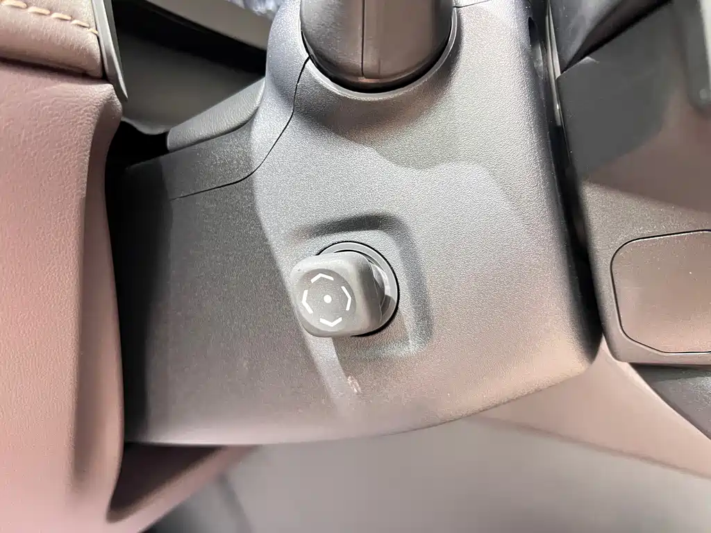 Toyota Alphard — фото 14
