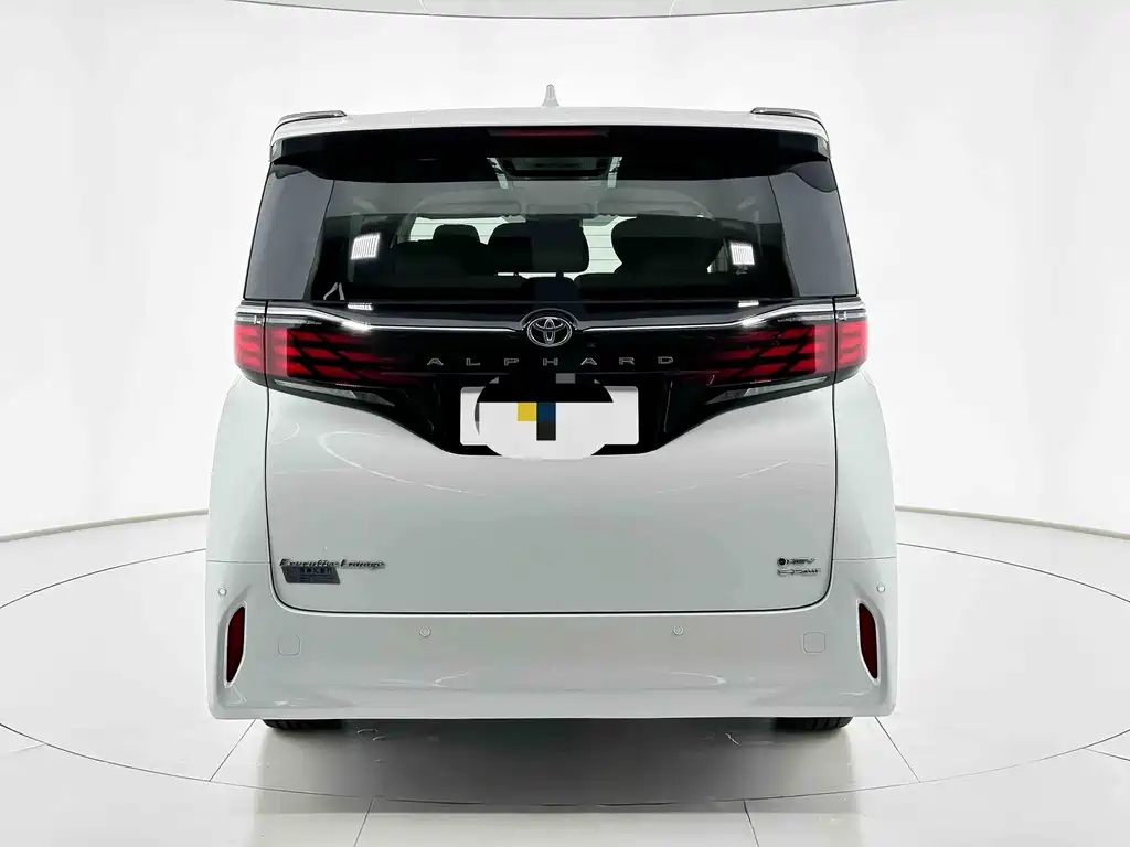 Toyota Alphard — фото 6