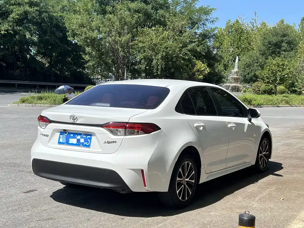Toyota Levin — фото 13