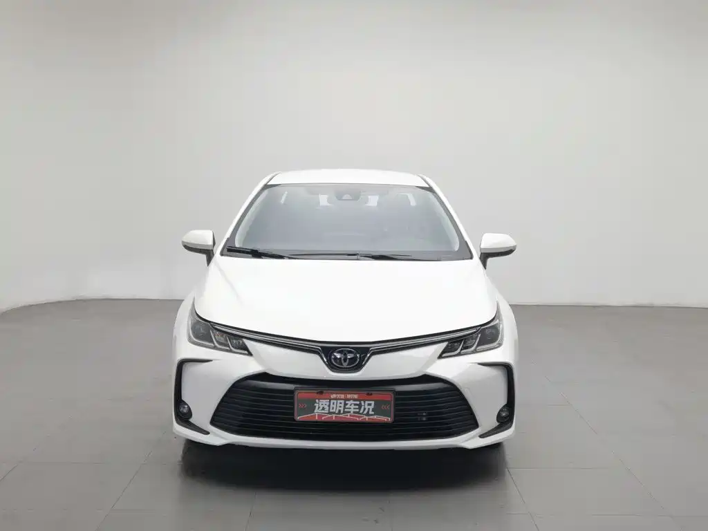 Toyota Corolla — фото 3