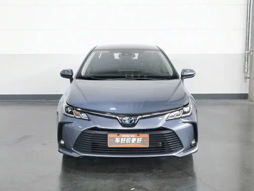 Toyota Corolla — фото 3