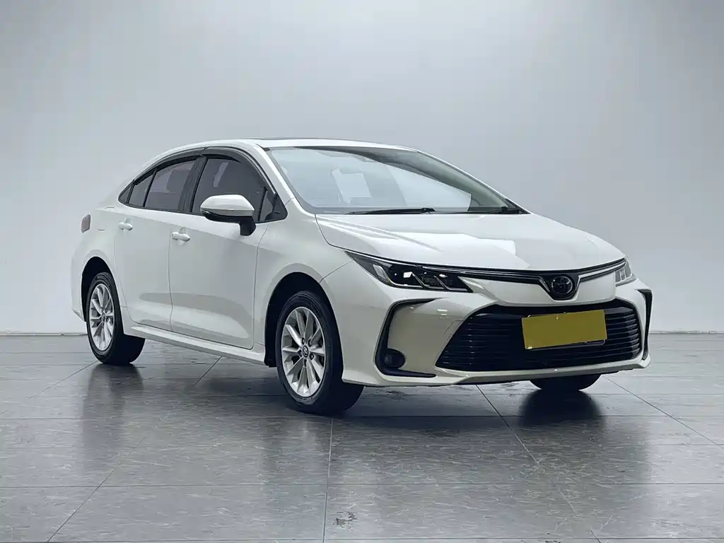 Toyota Corolla — фото 3