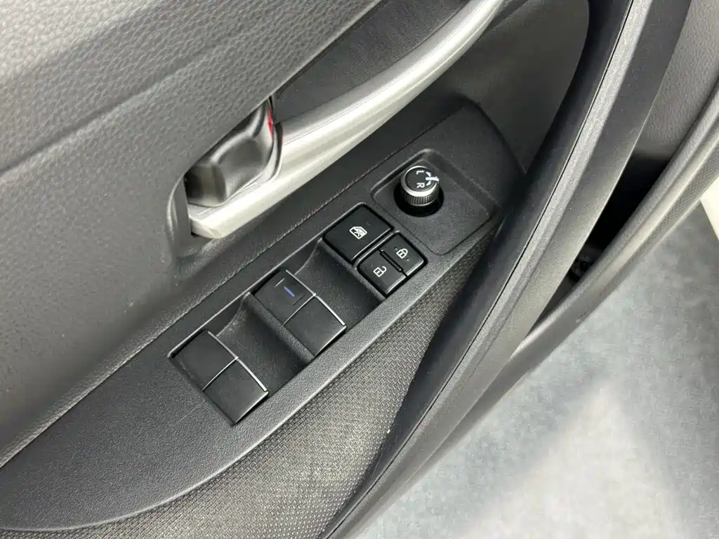 Toyota Levin — фото 10