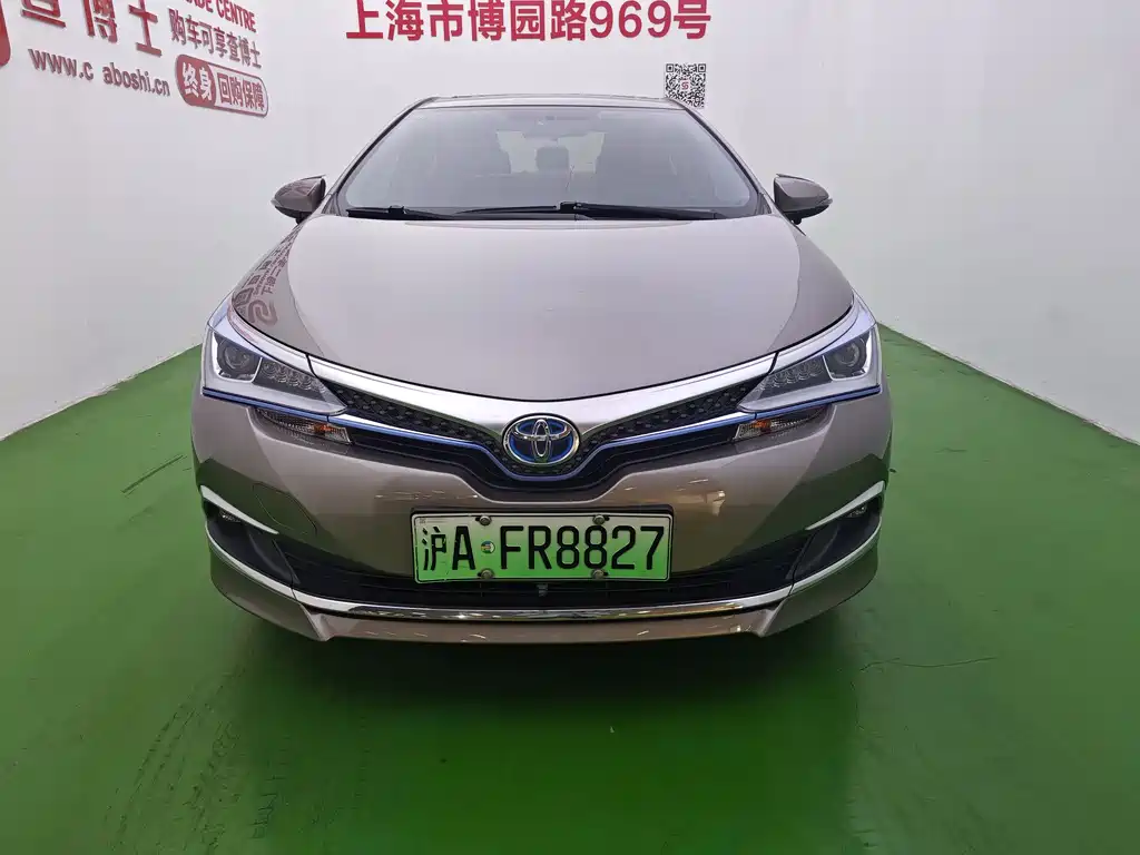 Toyota Corolla Hybrid — фото 2