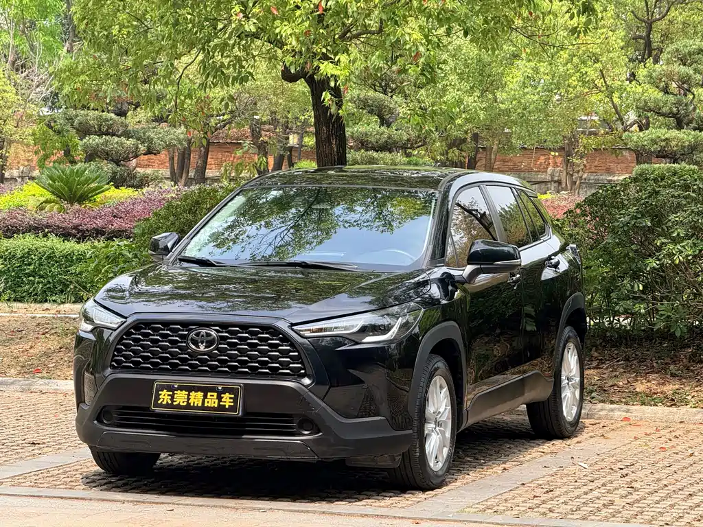Toyota Corolla Cross — фото 4
