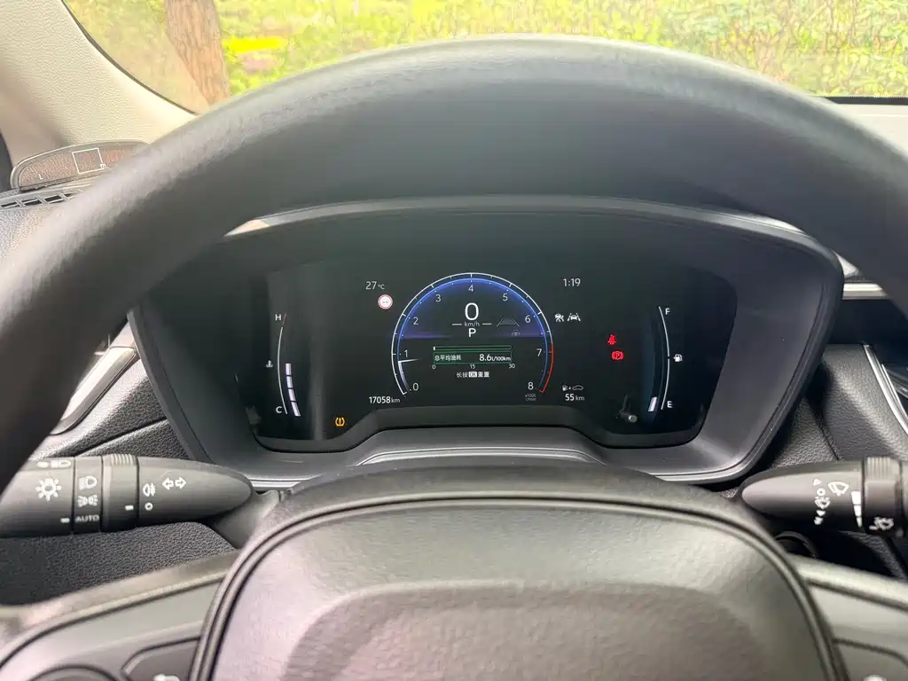Toyota Corolla Cross — фото 10