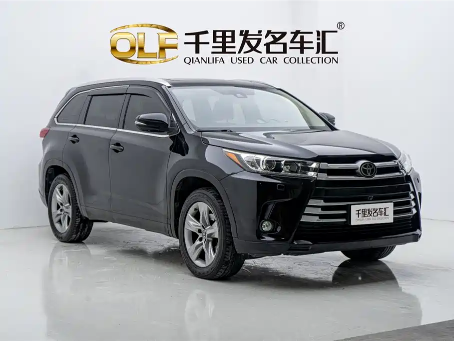 Toyota Highlander — фото 3