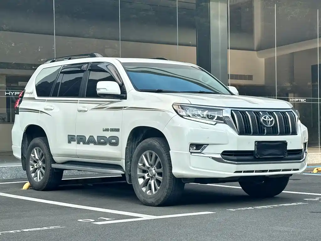Toyota Prado — фото 5