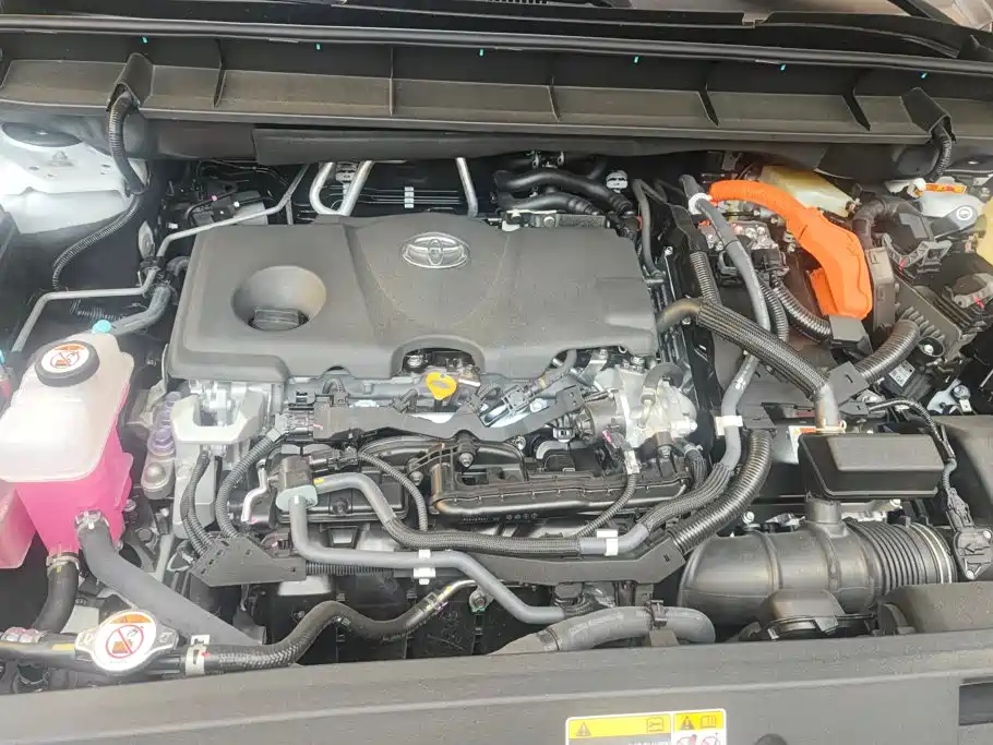 Toyota Highlander — фото 10