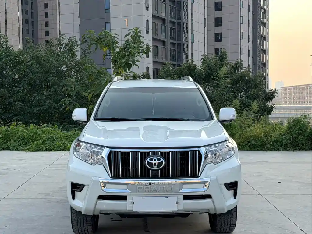 Toyota Prado (Import) — фото 2