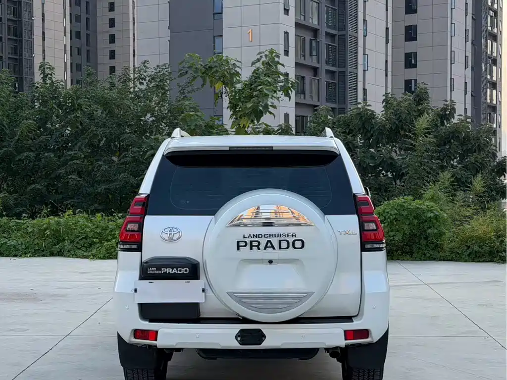 Toyota Prado (Import) — фото 8