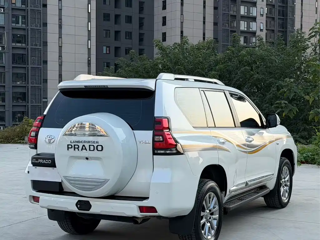 Toyota Prado (Import) — фото 9