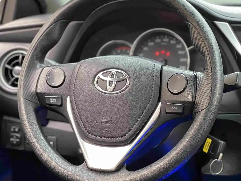Toyota Levin — фото 13