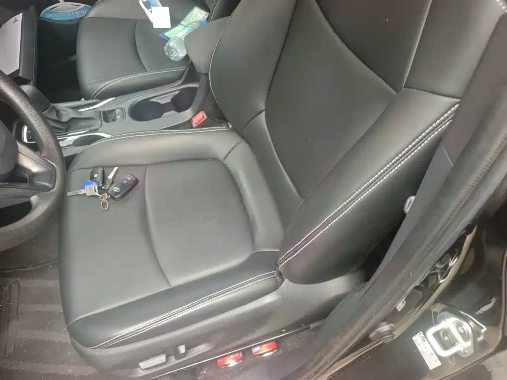Toyota Corolla Cross — фото 11