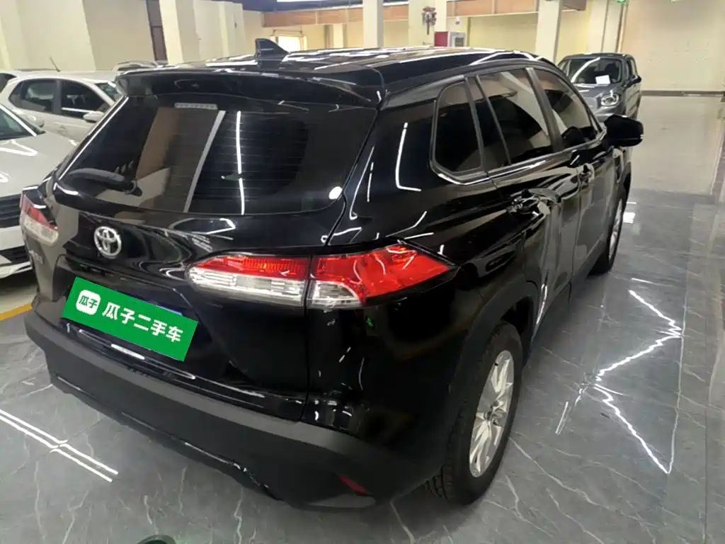 Toyota Corolla Cross — фото 4