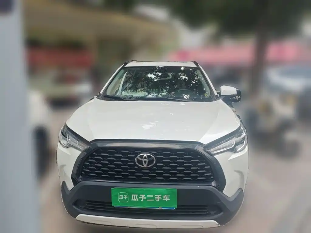 Toyota Corolla Cross — фото 23