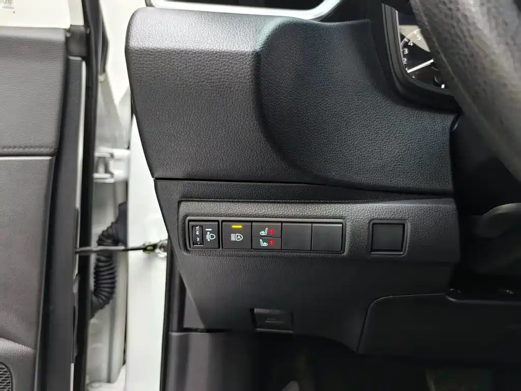 Toyota Levin — фото 11