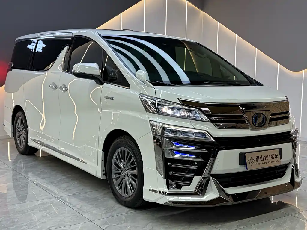 Toyota Vellfire — фото 3