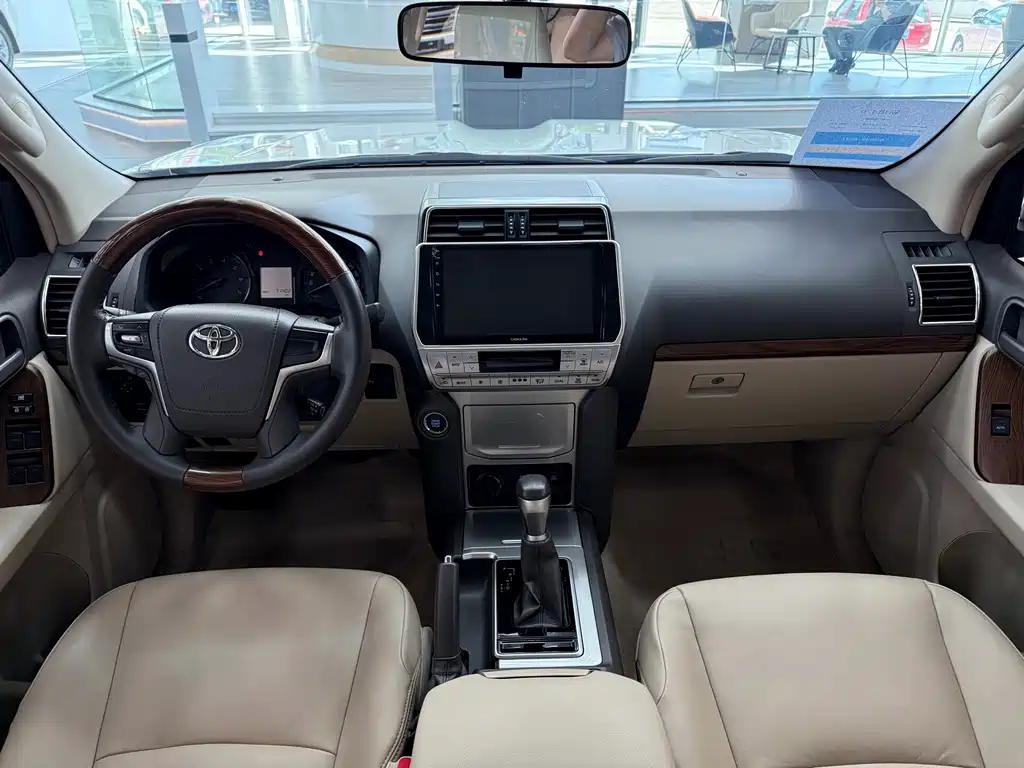 Toyota Prado (Import) — фото 6