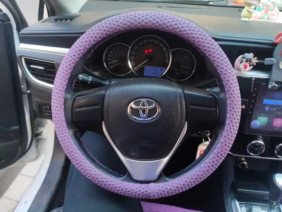 Toyota Corolla — фото 15
