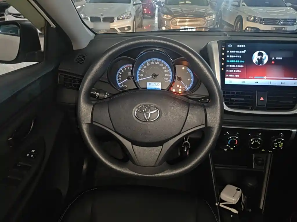 Toyota Vios FS — фото 11