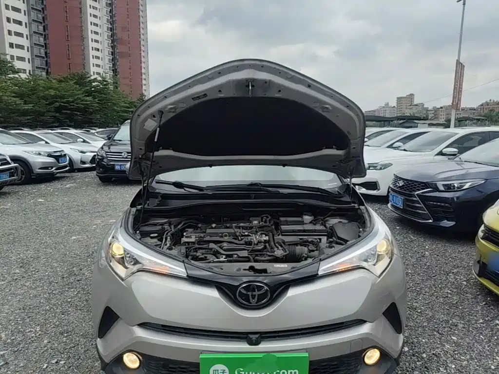 Toyota C-HR — фото 20