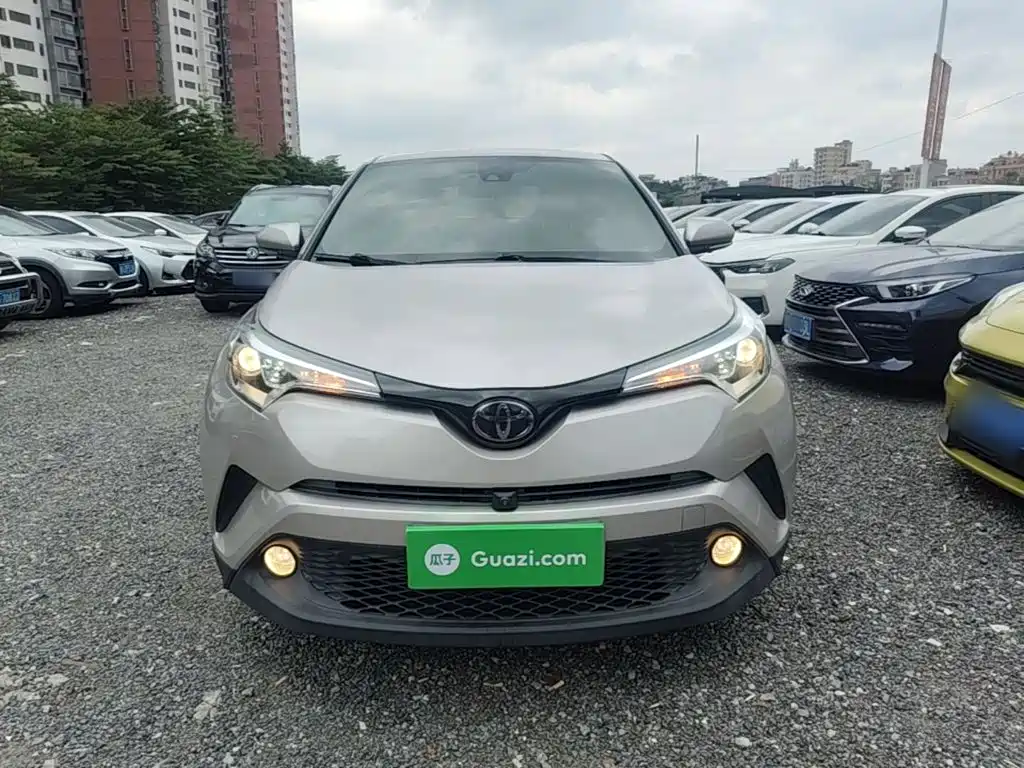 Toyota C-HR — фото 3