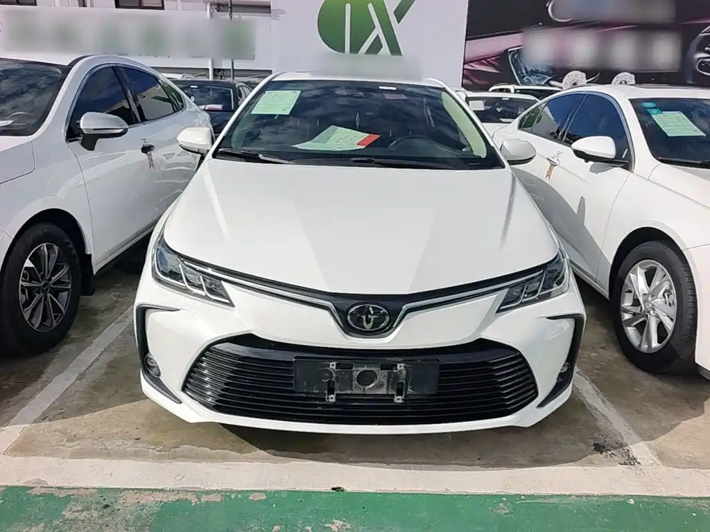 Toyota Corolla — фото 3